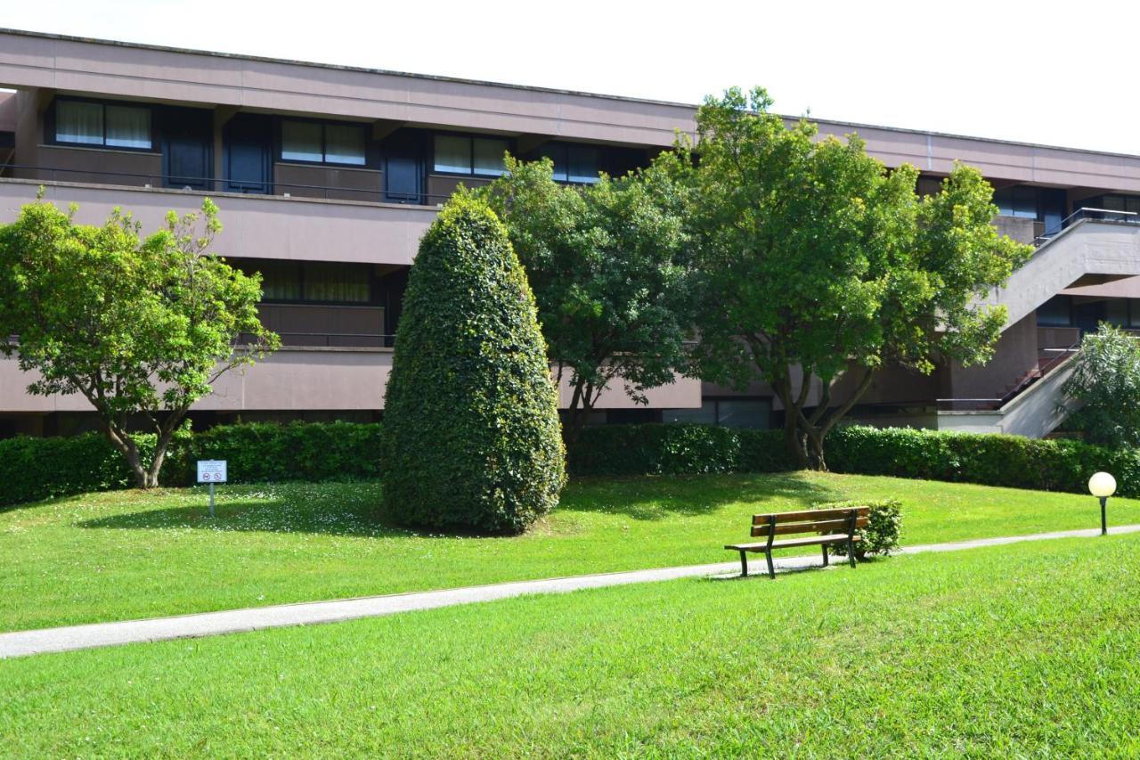 Apartments Via Dei Platani Marina Di Bibbona Exterior photo
